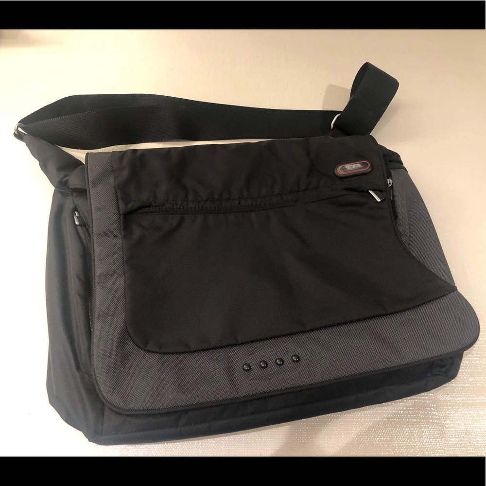 Tumi messenger bag